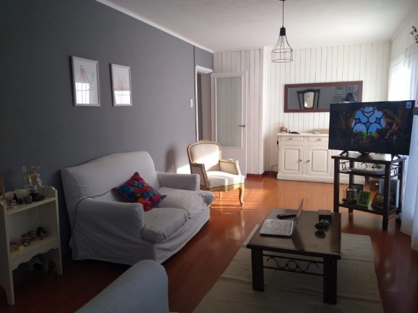 VENTA CASA DE 4 DORMITORIOS ZONA CENTRO