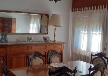 VENTA CASA TRES PLANTAS 