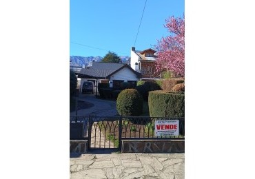 VENTA CASA  ZONA CENTRO